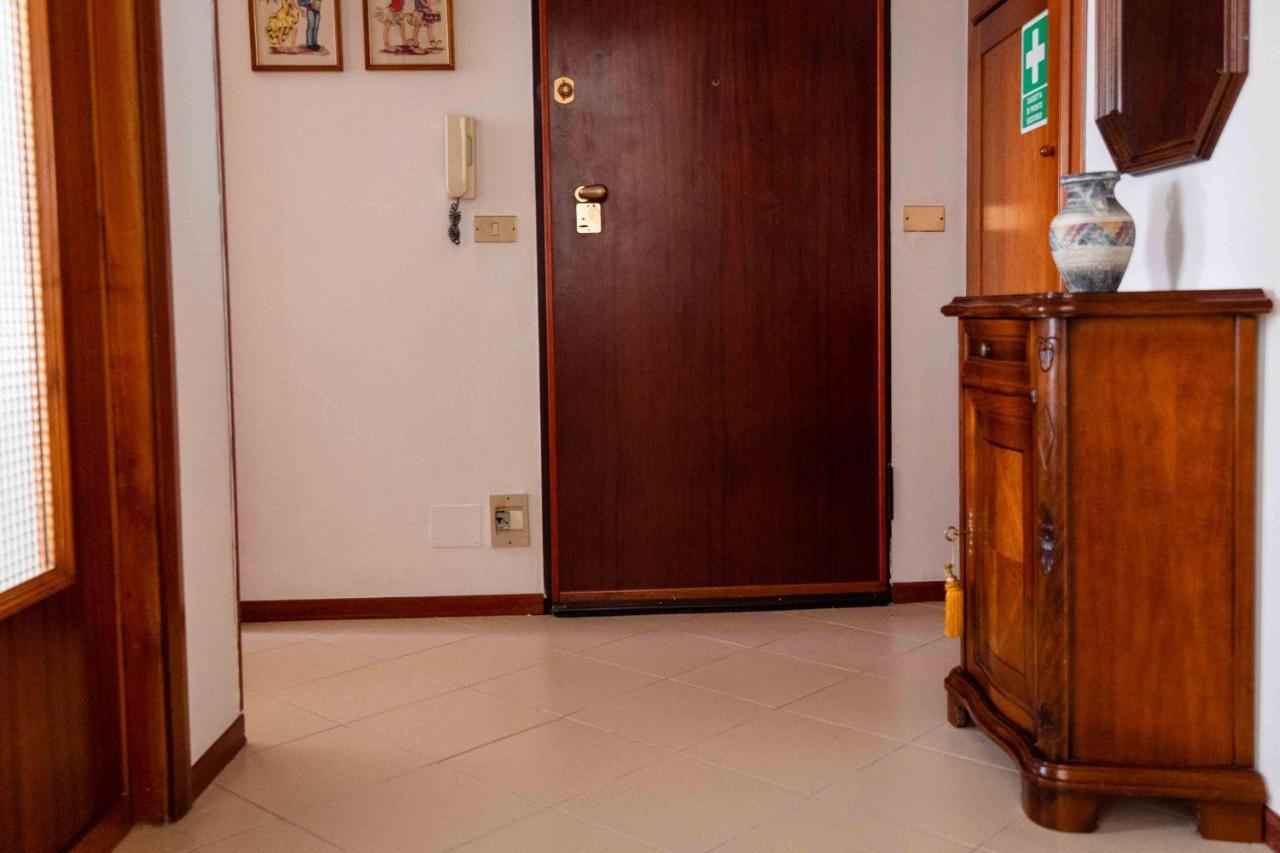 L'Anfiteatro Apartment Vercelli Exterior foto